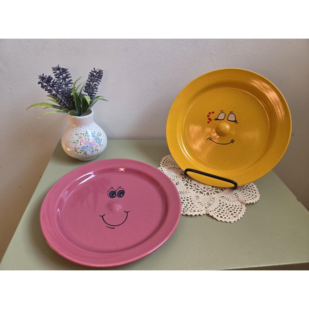 Vintage Style Happy Face Plates Set of 2 Pink Yellow Whimsical Decor